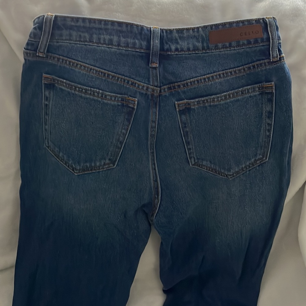 Jeans - Picture 6 of 6